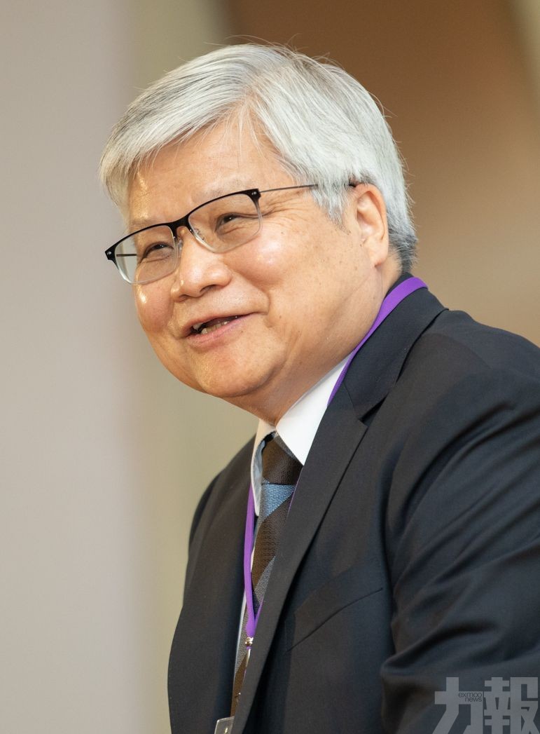 魏哲家：怎麼可能 我這麼胖