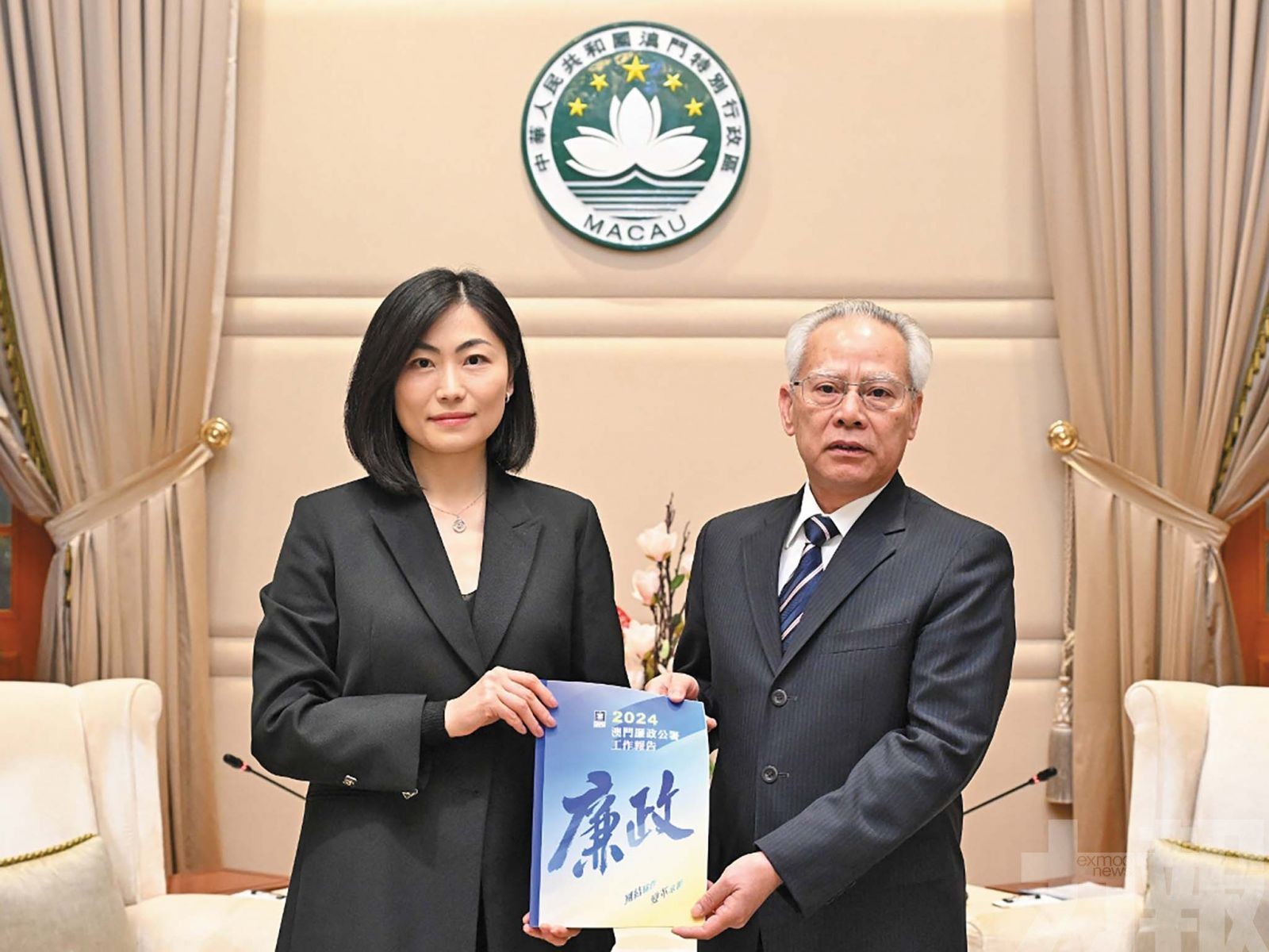 再揭關員「呃假紙」騙薪百萬