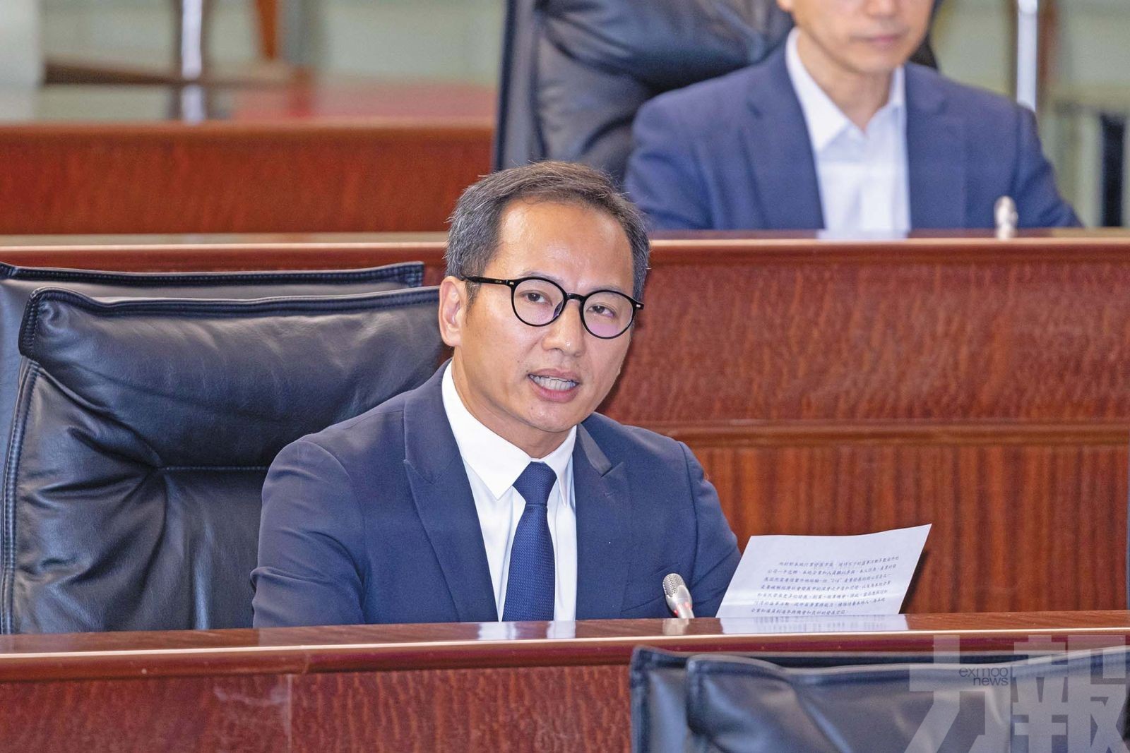倡戴證識別證件堵過職漏洞