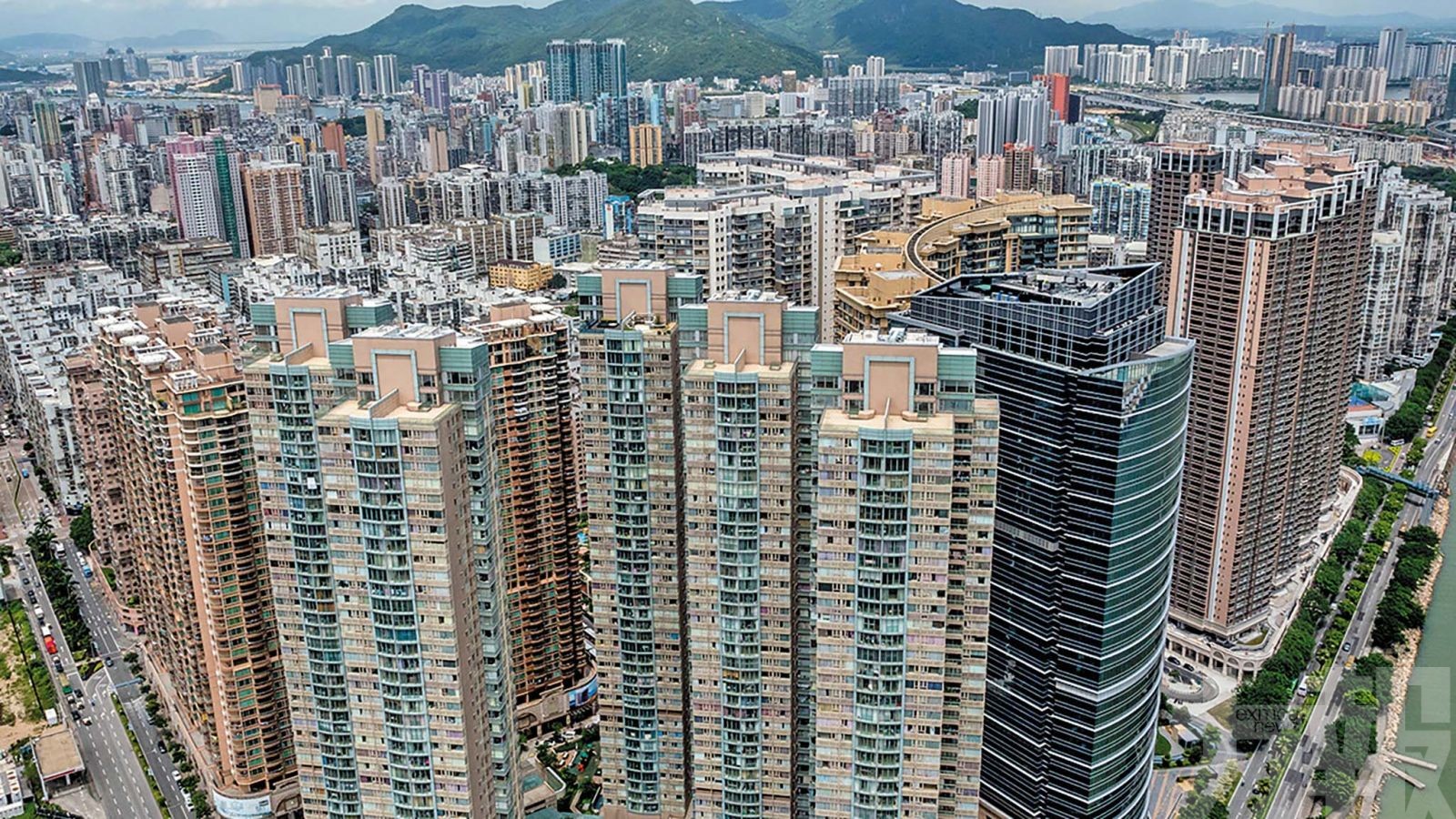 貸款拖欠比率按月持平於3.6%