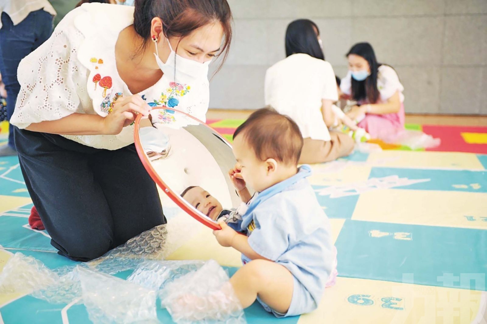 減輕家庭育兒負擔提升出生率
