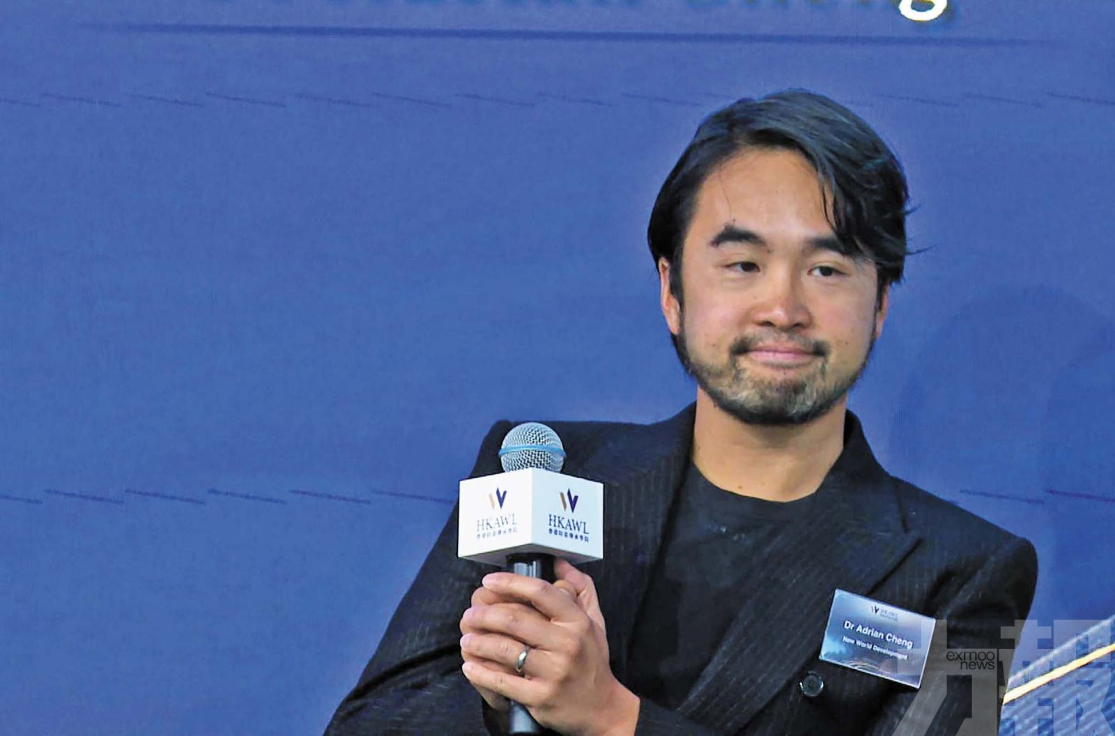 鄭志剛辭任董事全退集團職務