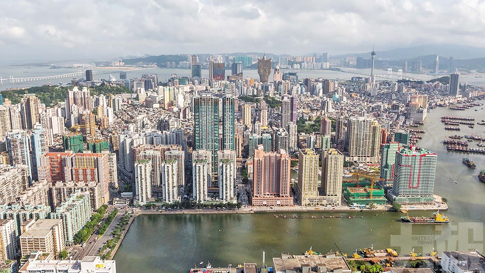 貸款拖欠比率按月持平於3.6%
