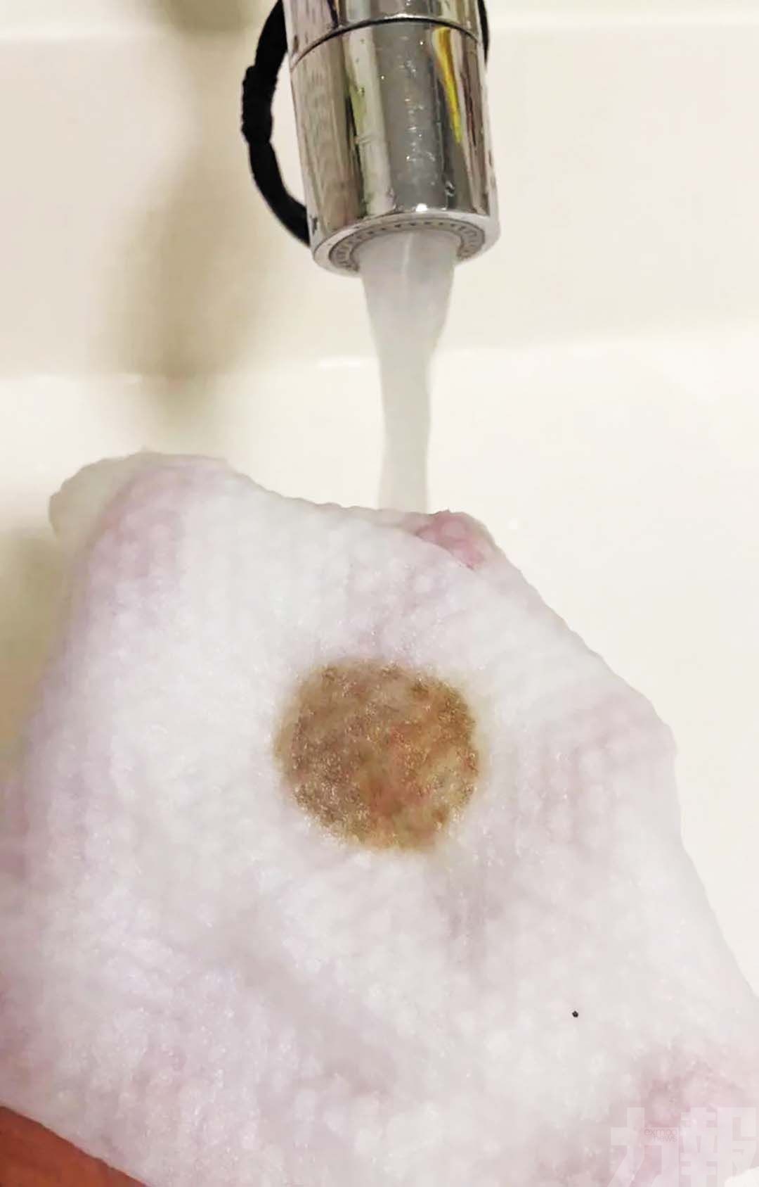 官方查明藻類異變釋硫化物惹禍