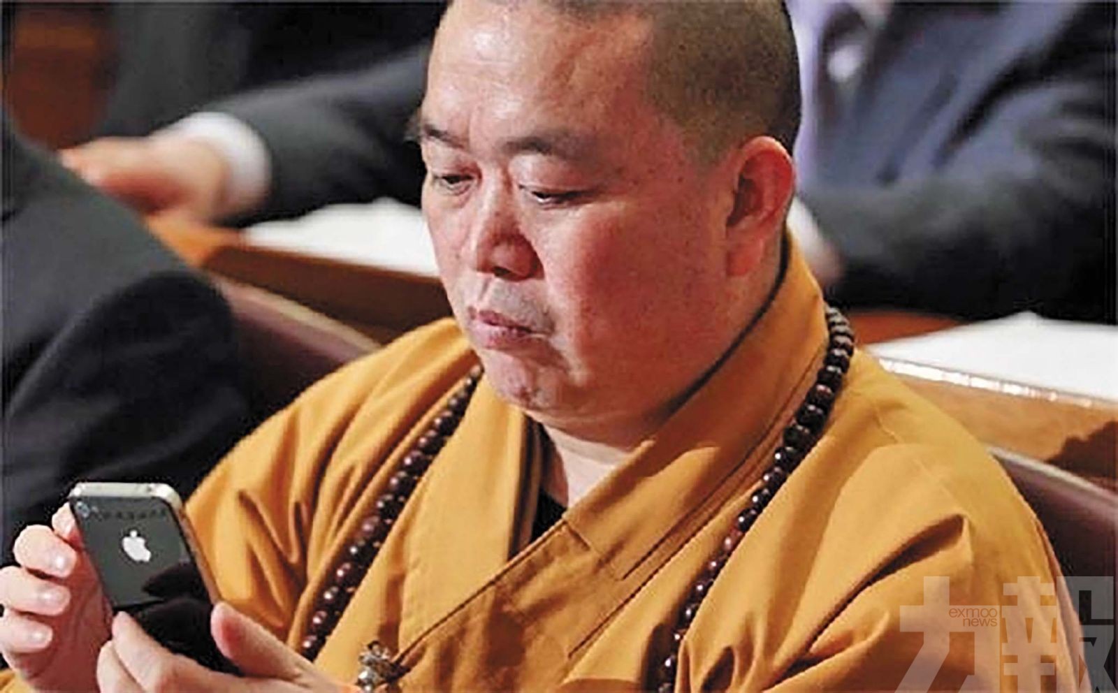 涉侵佔寺產與私德醜聞被查