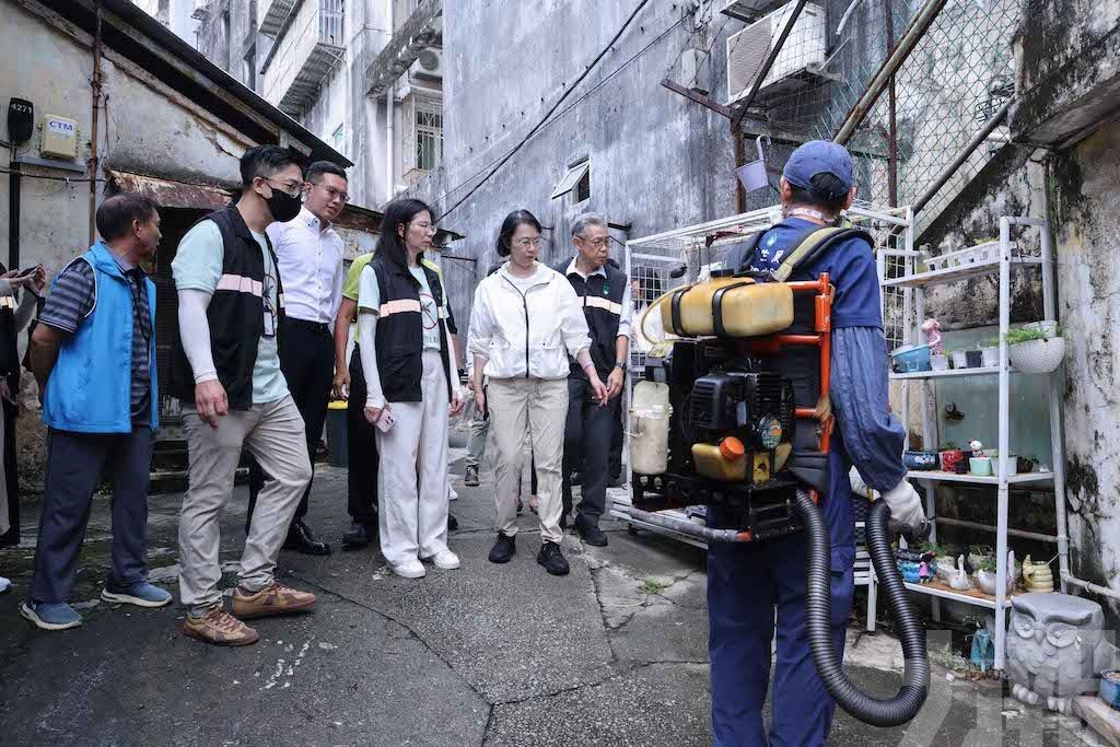 柯嵐實地檢查本澳基孔肯雅熱高風險區域滅蚊工作