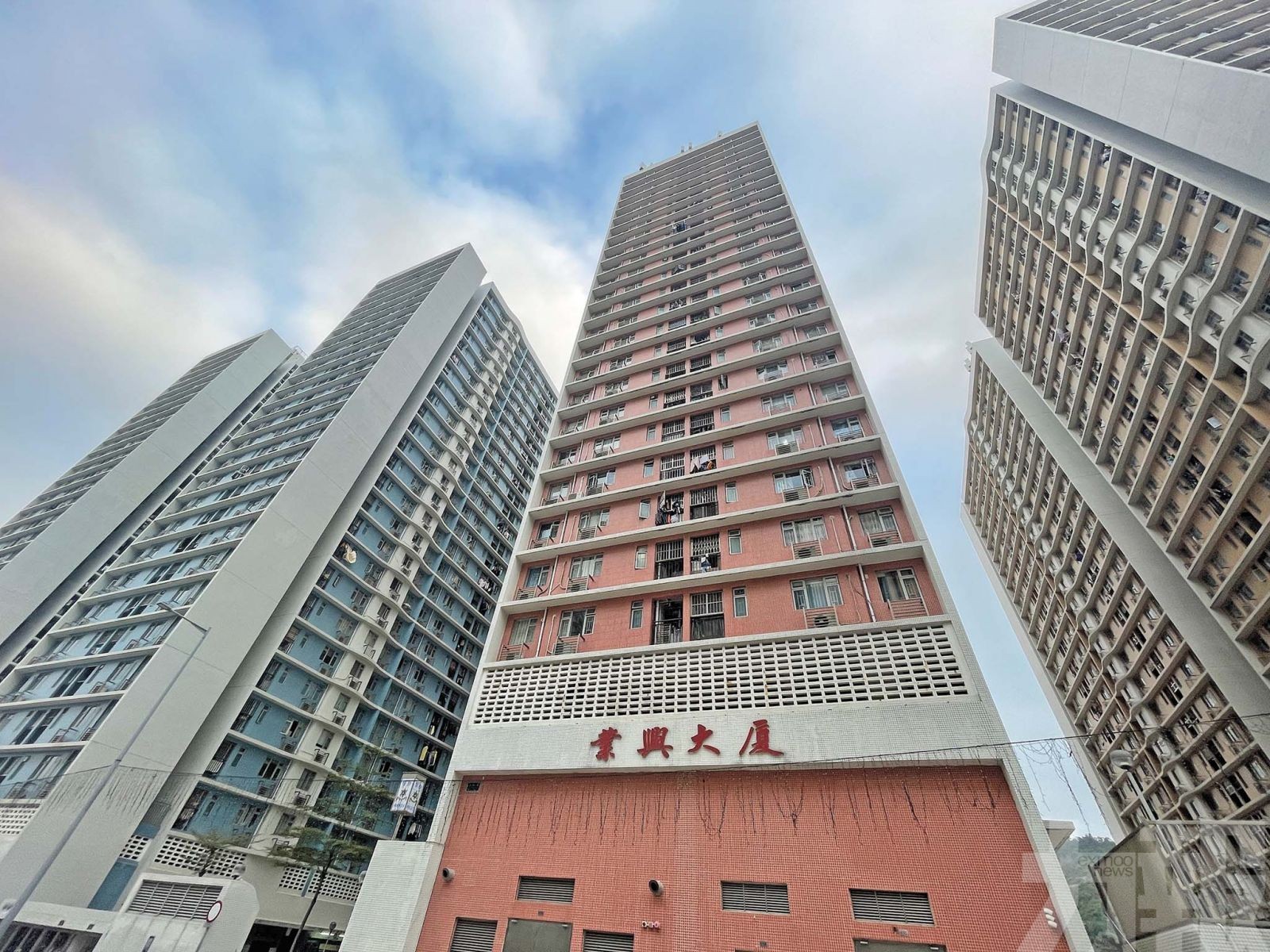 議員促檢視房策滿足住屋需求
