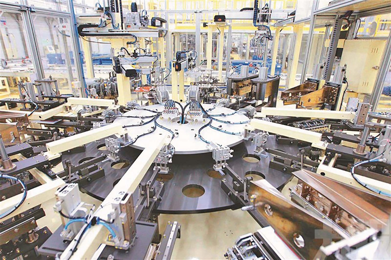 AI基建催熱PCB與液冷賽道