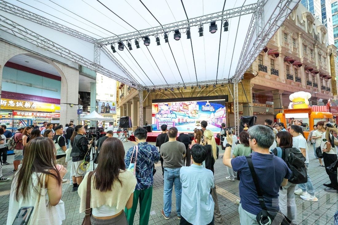 眾網紅今搶先體驗助宣傳推動