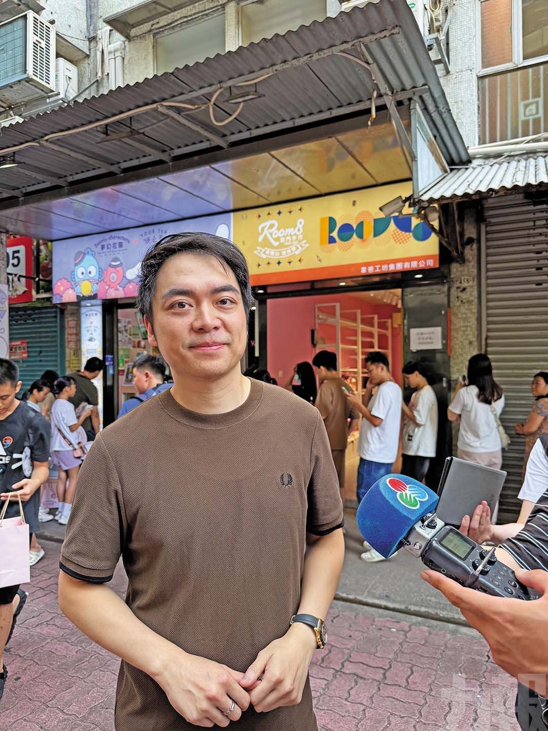 吸引大批市民遊客入區打卡消費