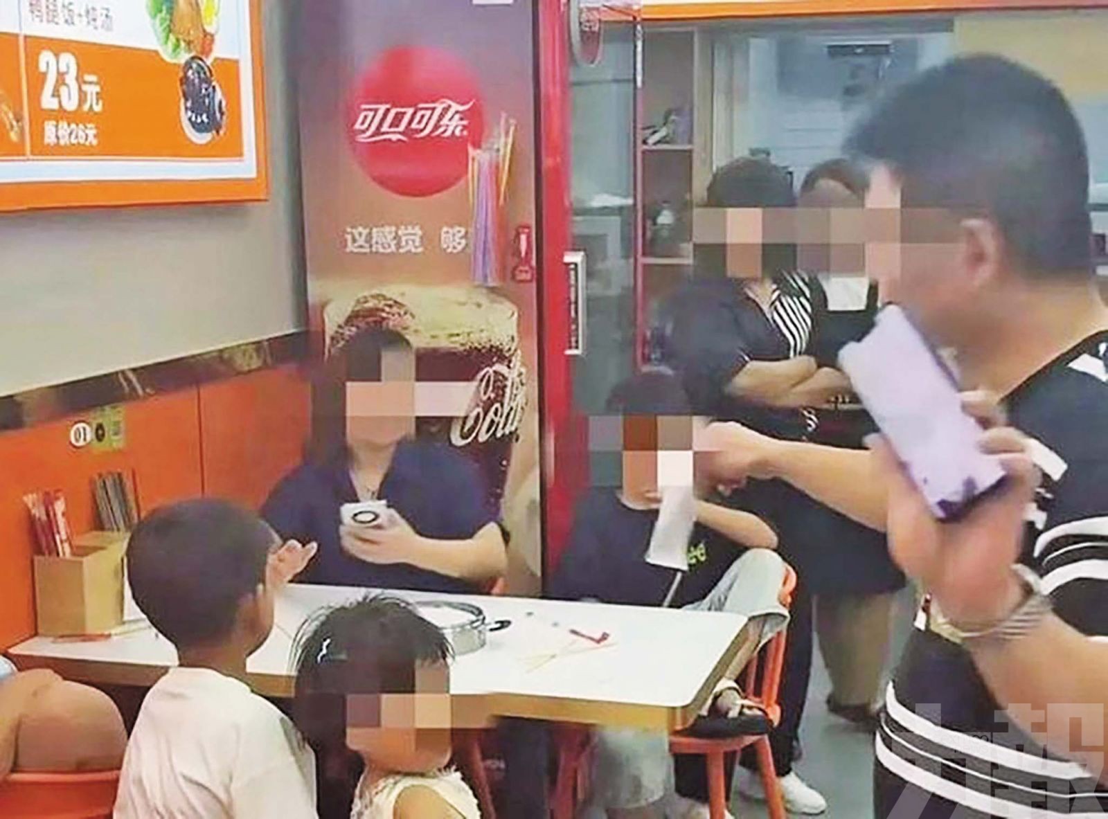 鄭州麵館與客人起衝突