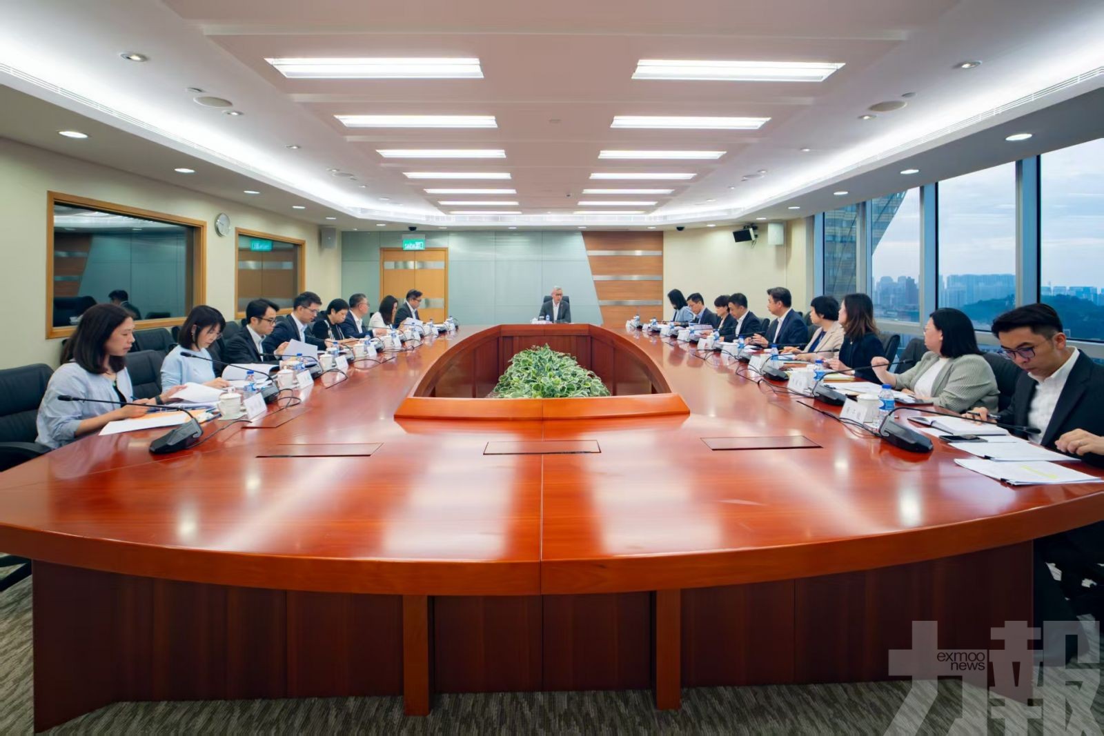 檢視近期大型招聘會青年就業配對成效