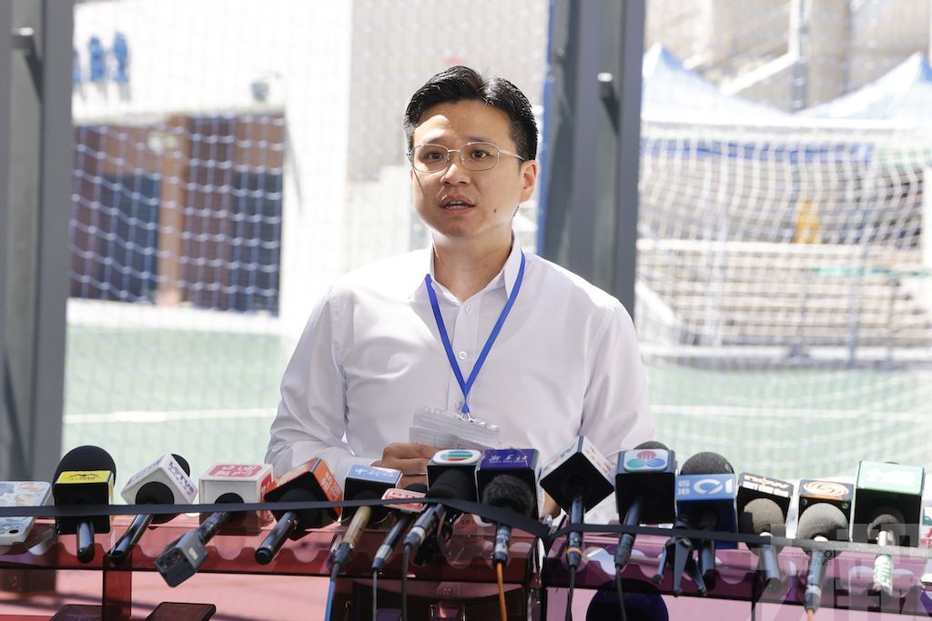 提醒在票站內勿使用手提電話