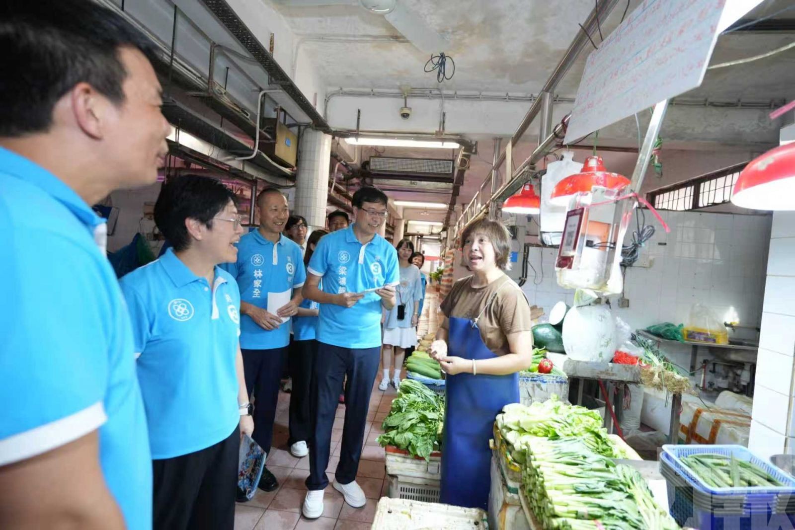 群力赴各區謝票承諾為民謀福祉