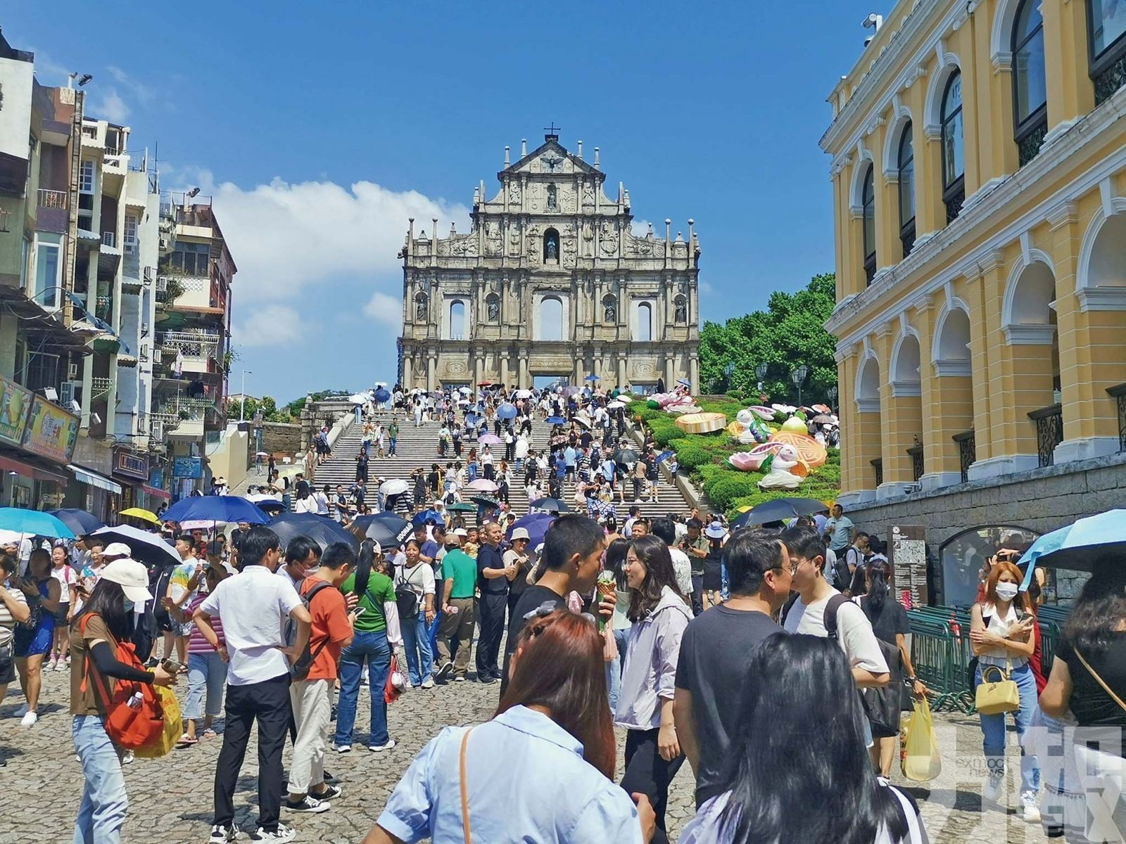 8月暑假入境旅客創單月新高