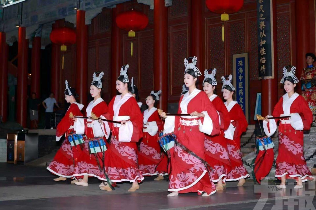 穿漢服入園可享折扣