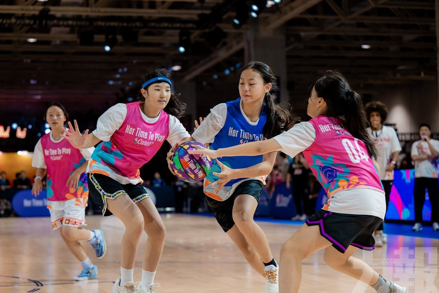 NBA傳奇球星及WNBA球員參與「女生主場」籃球交流活動