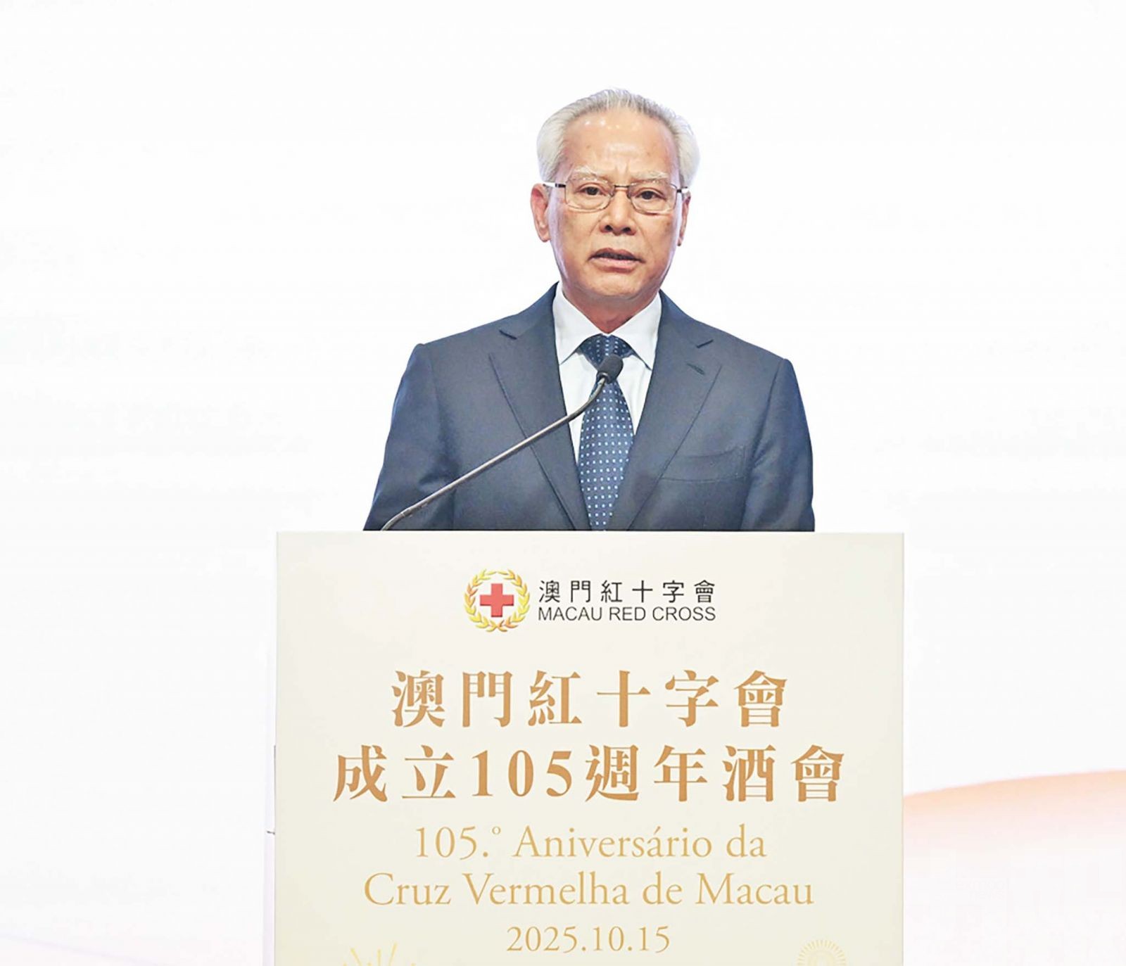 岑浩輝：一如既往支持澳紅會工作