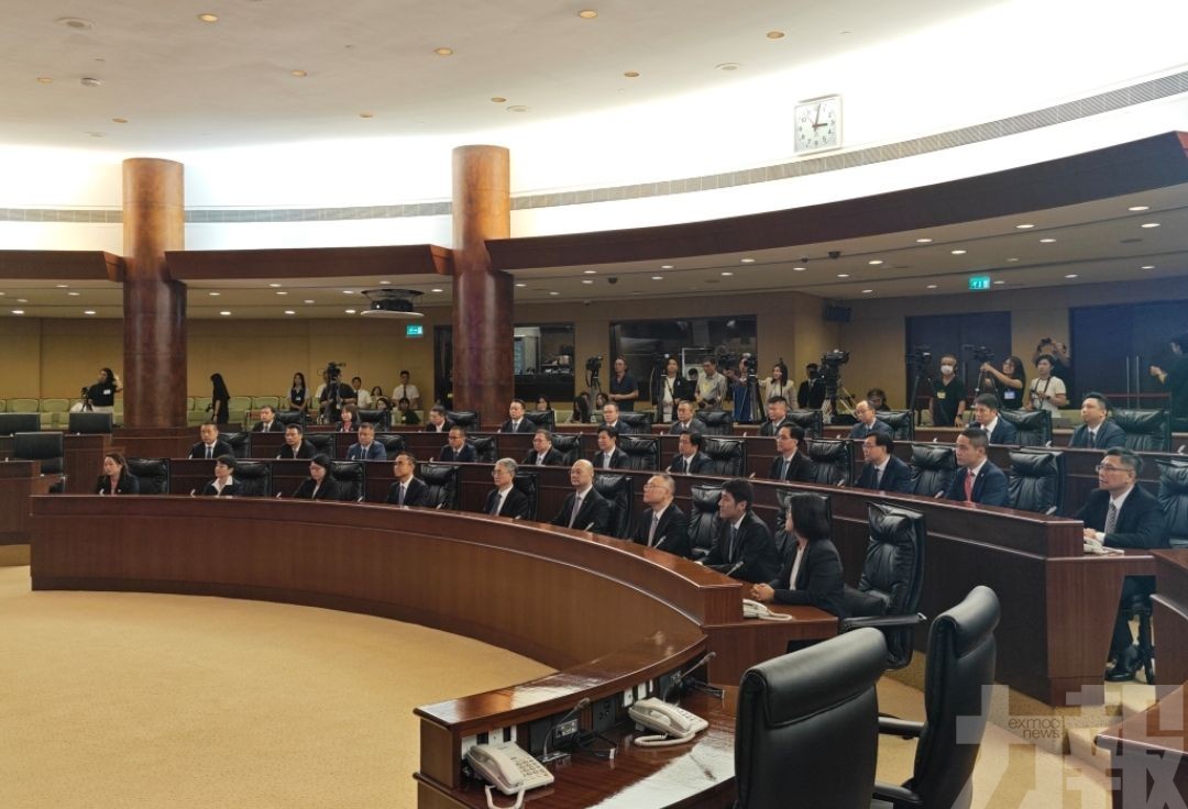 張永春全票當選立法會主席