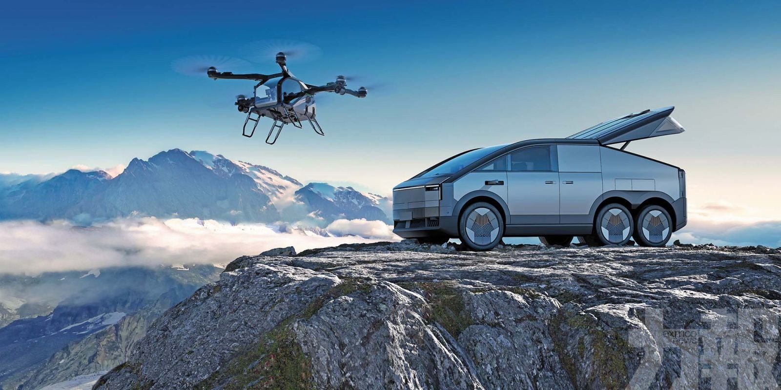 首台「陸地航母」試產下線