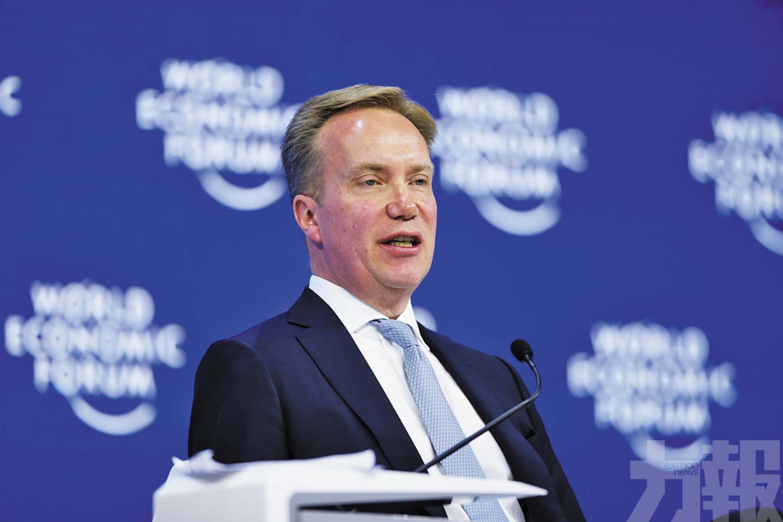 AI與債務風險並列