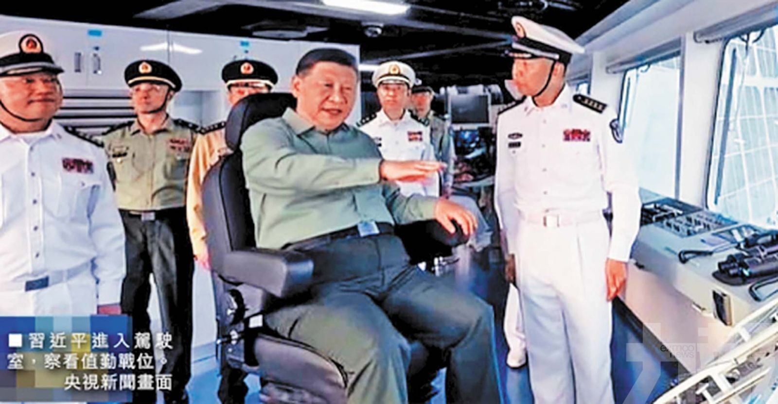 稱艦載機飛行員「都是英雄」