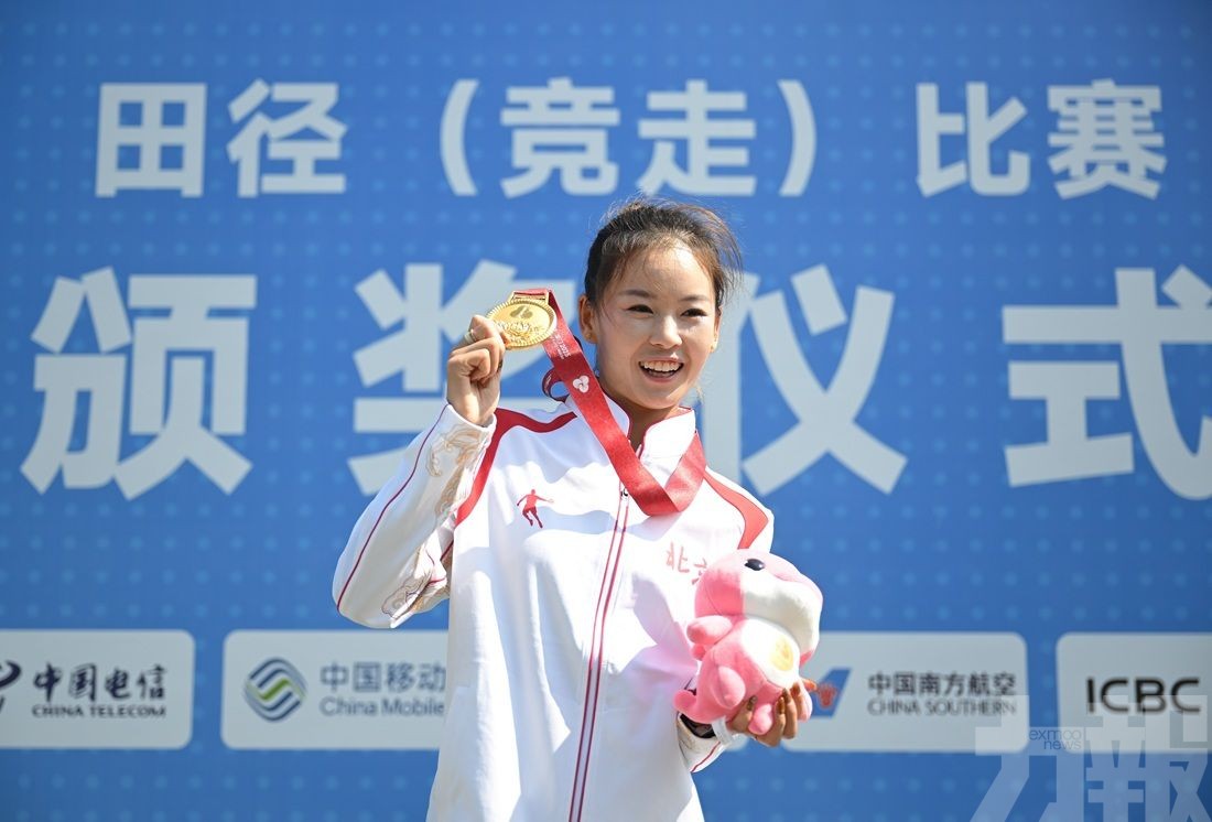 張俊衛冕 楊家玉三連冠