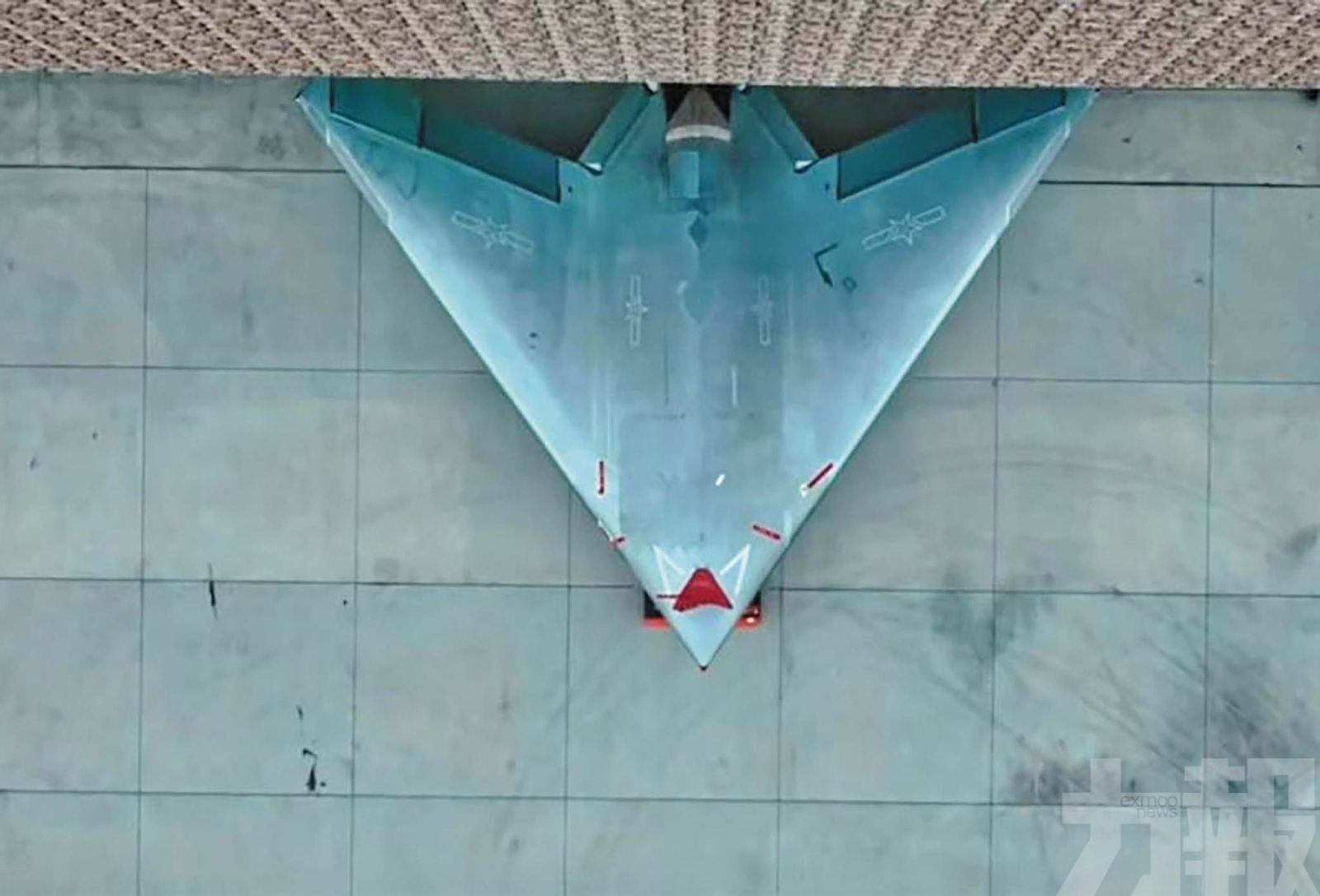 中國空軍76成立周年 新隱形無人機震撼亮相