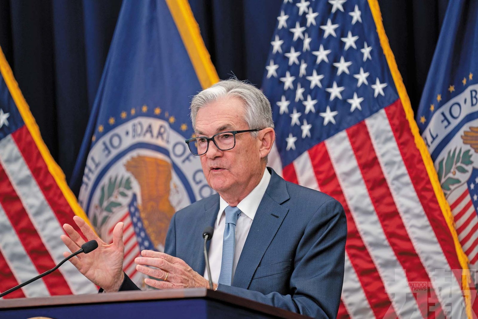 八成專家看好12月續減息