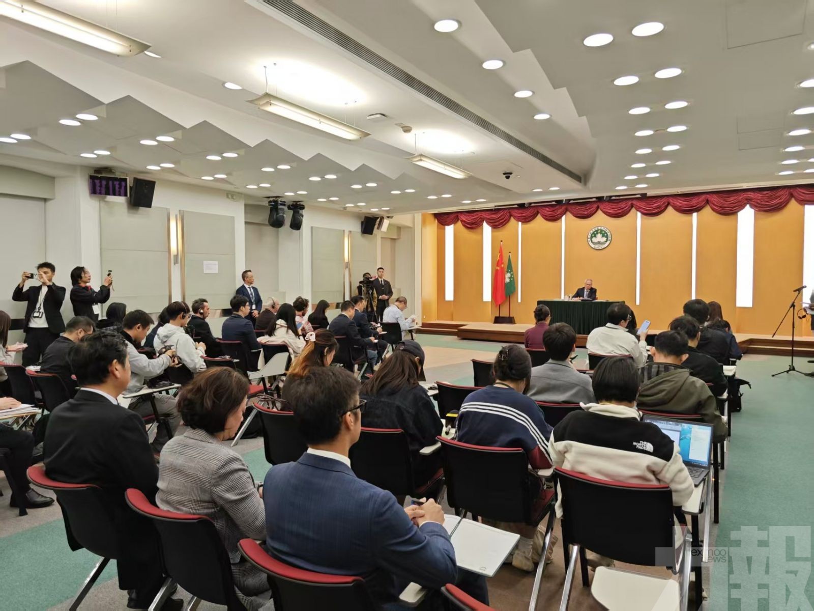 續發展四大產業