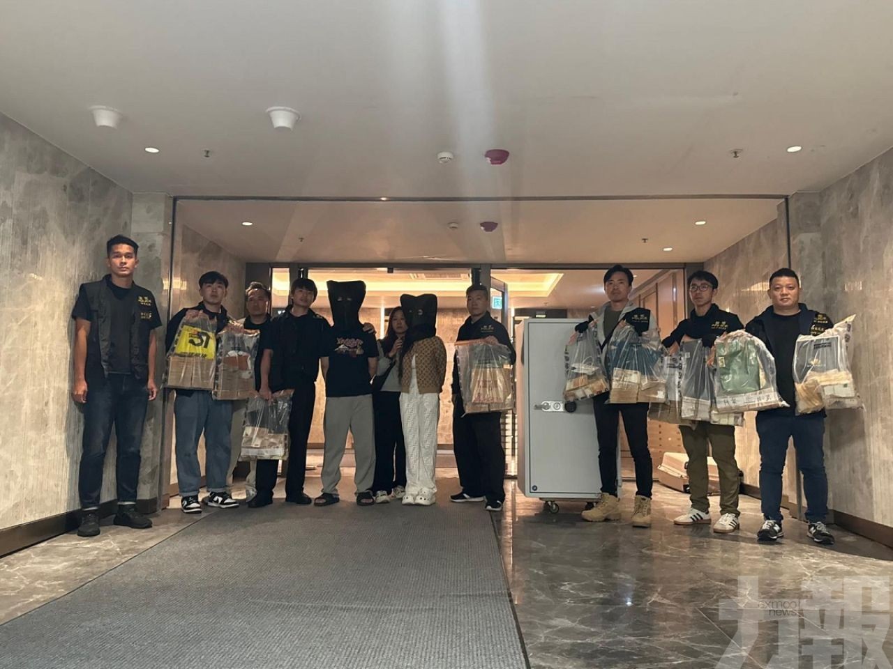 10年清洗逾11.6億元 拘15人