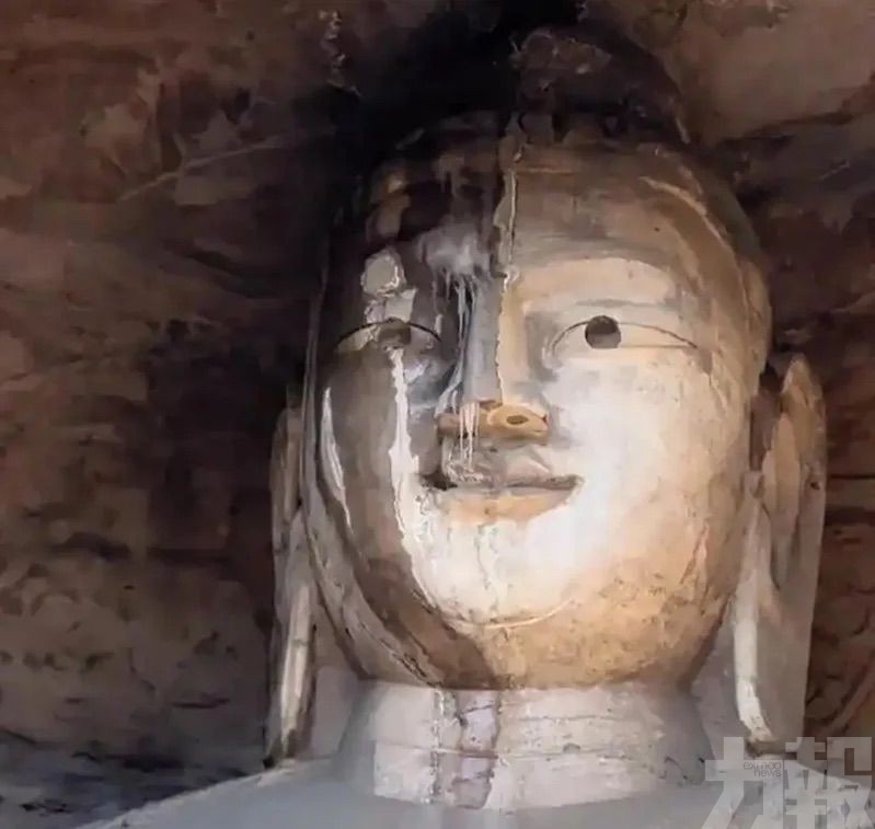 雲岡石窟「大佛流鼻涕」　