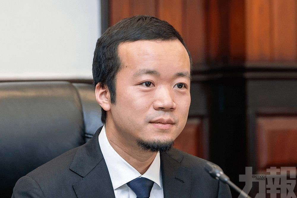 突襲關聯公司 扣押逾 1.5 億新幣資產