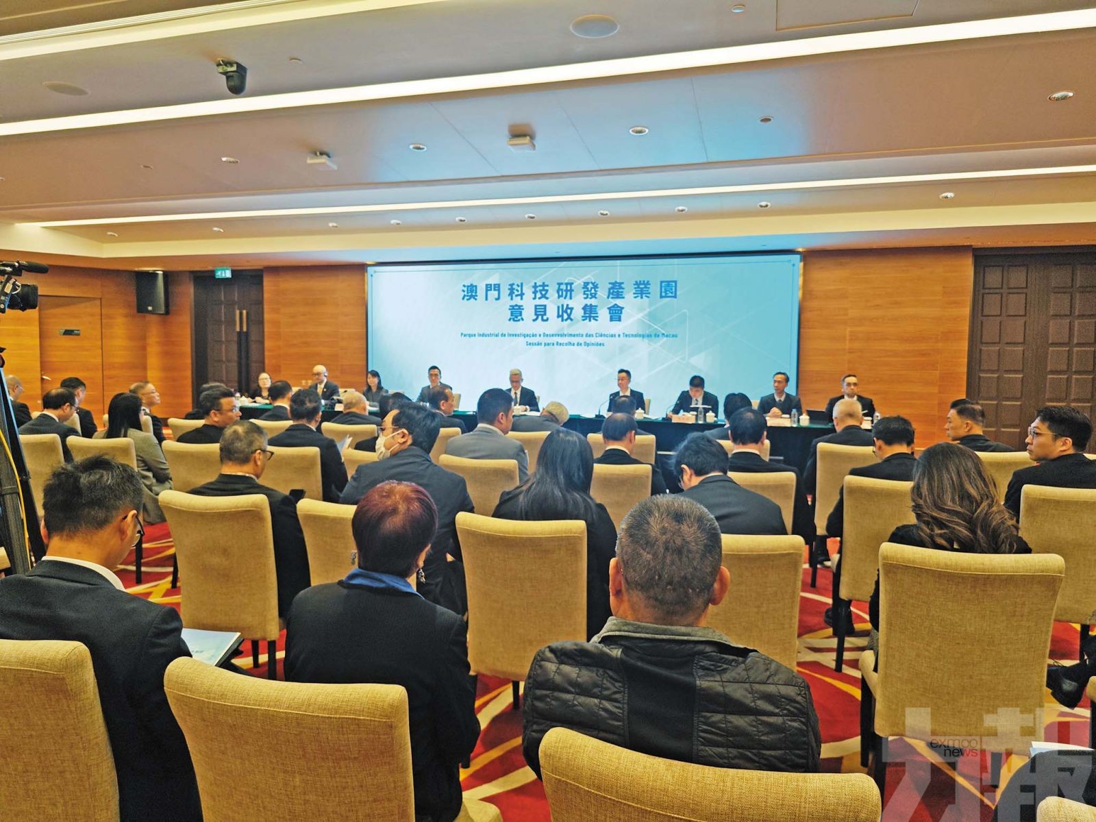 聚焦四大領域培育特色產業集群