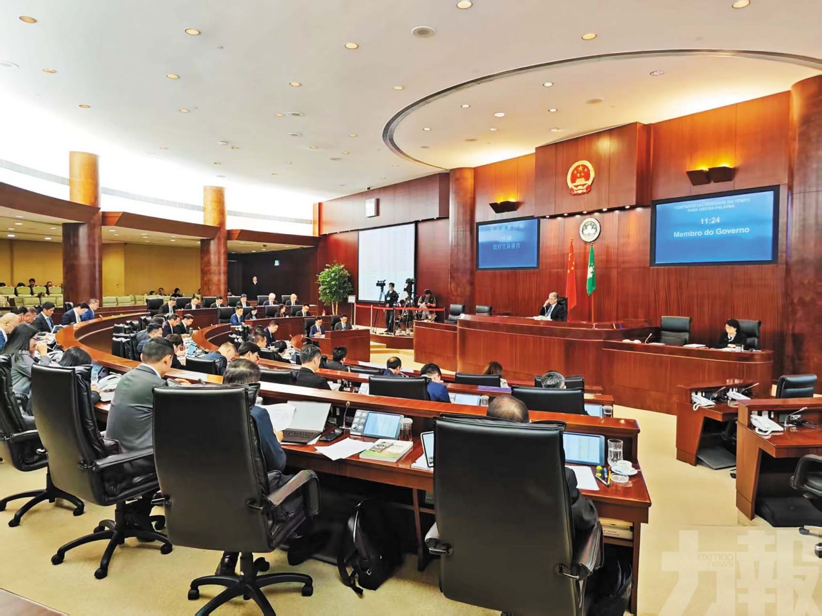 建隧道連接皇朝至D區