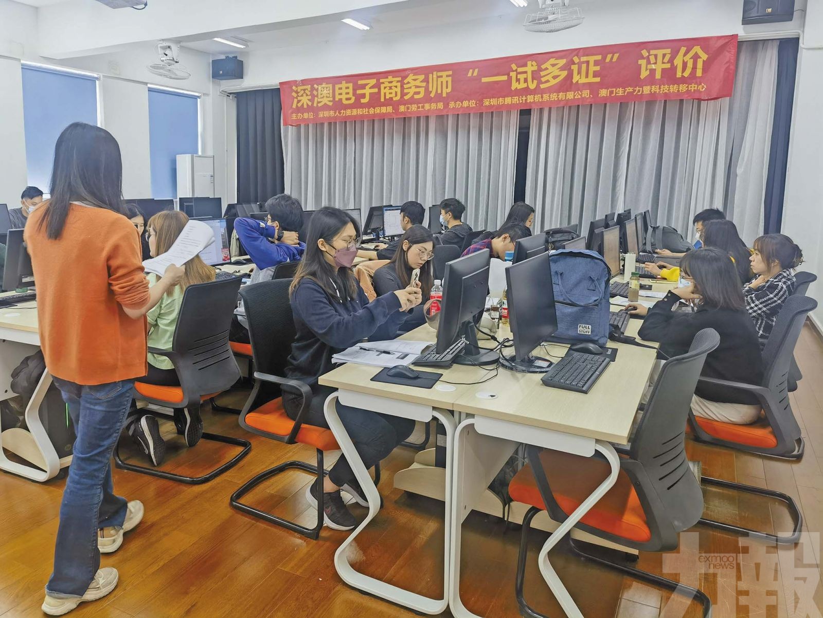 真金白銀獎勵居民考證增值