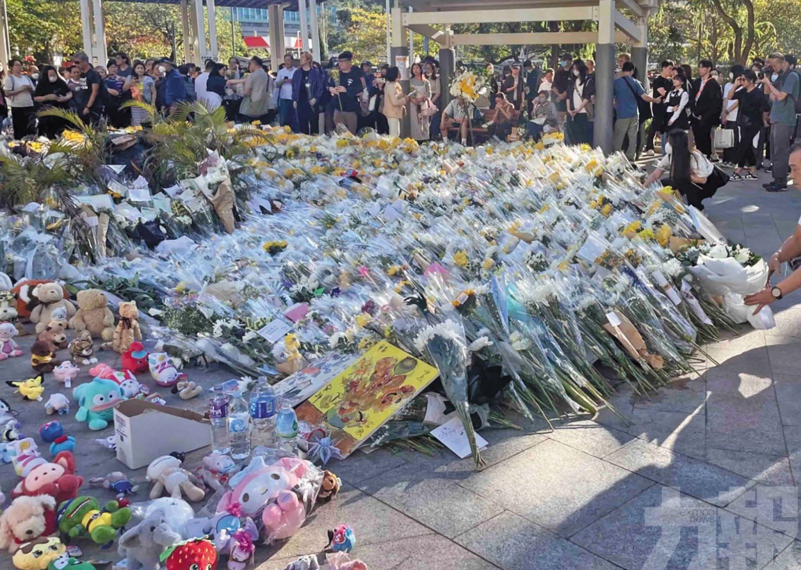 緊急捐贈二百萬援港火災