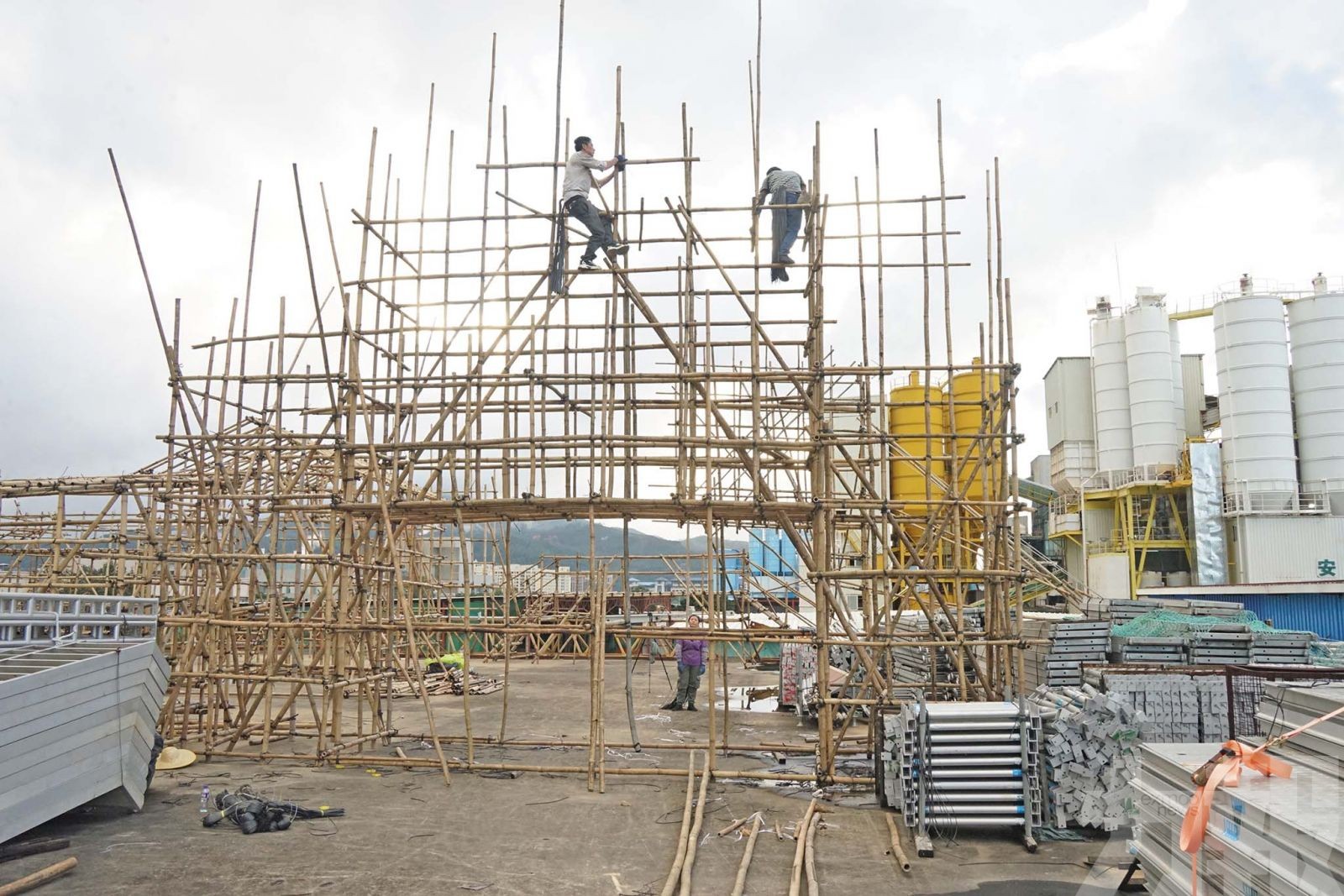 工務局：有共識再推進