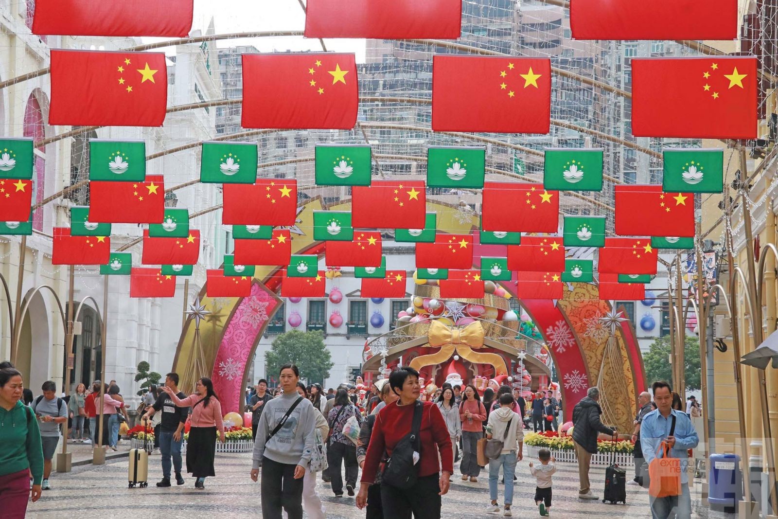 盛世濠江寫新篇