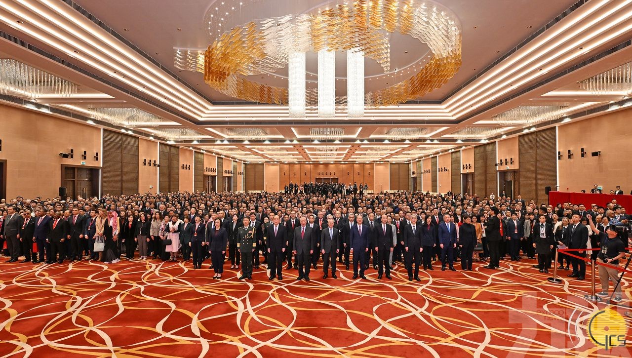 岑浩輝：服務強國建設實現自身發展