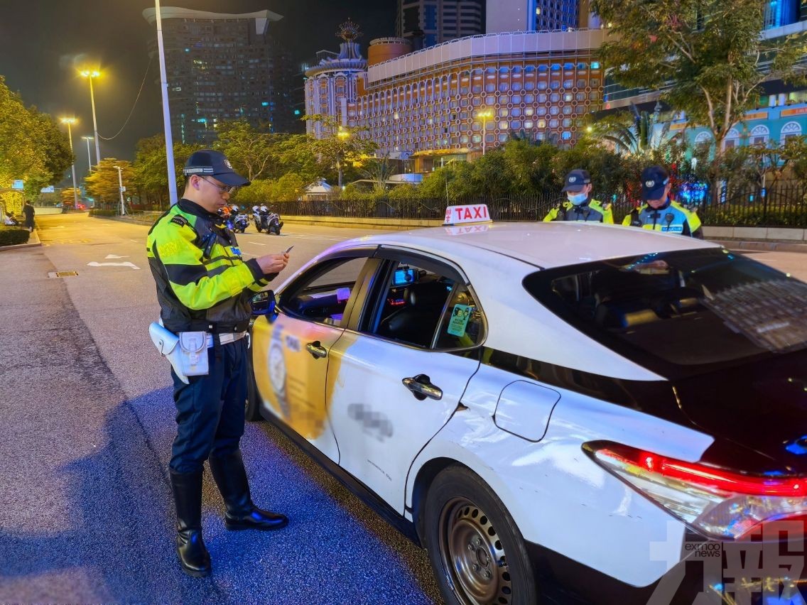 警冬防行動截兩換錢黨