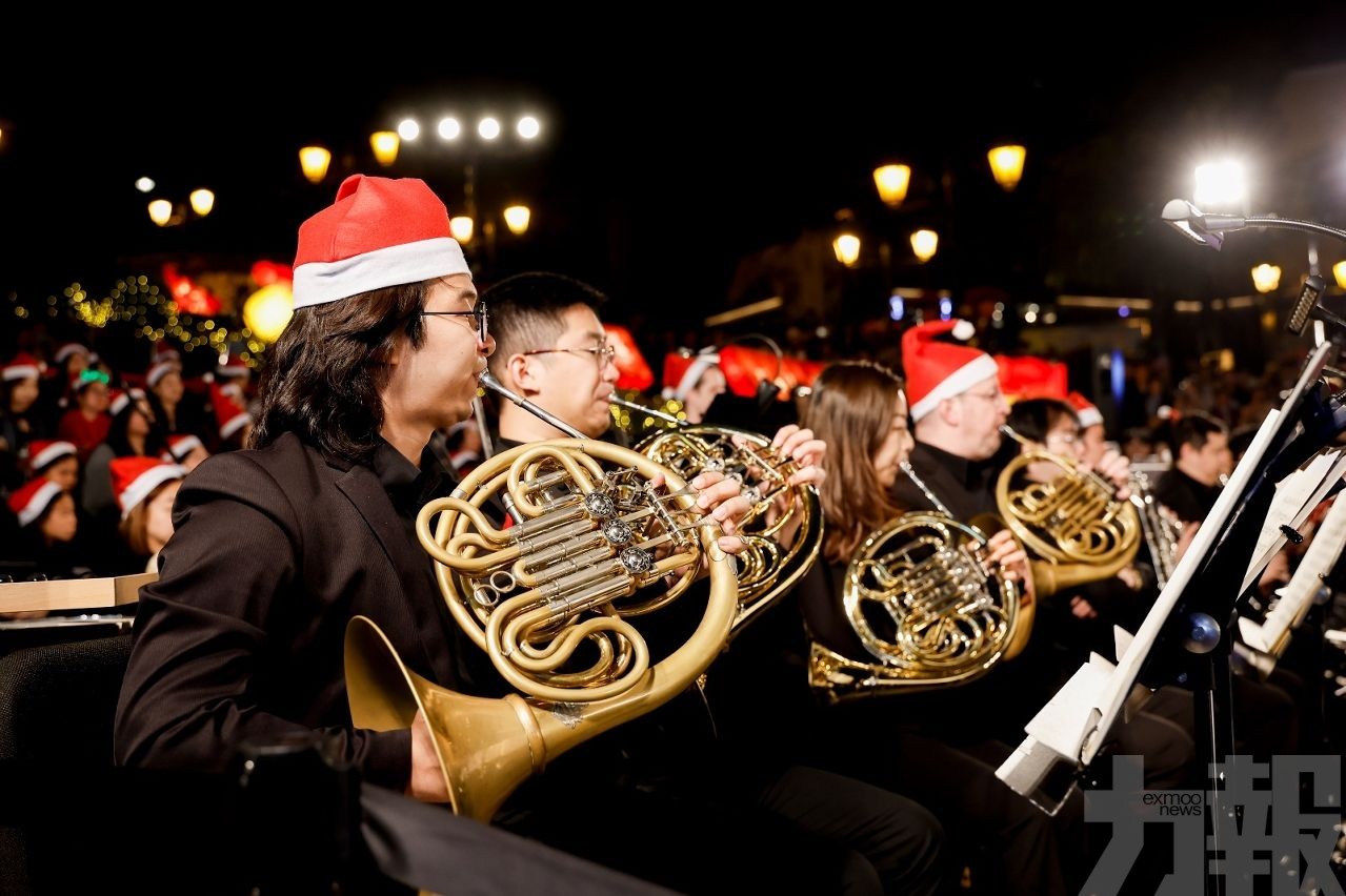 澳門樂團偕合唱團與樂迷歡慶佳節
