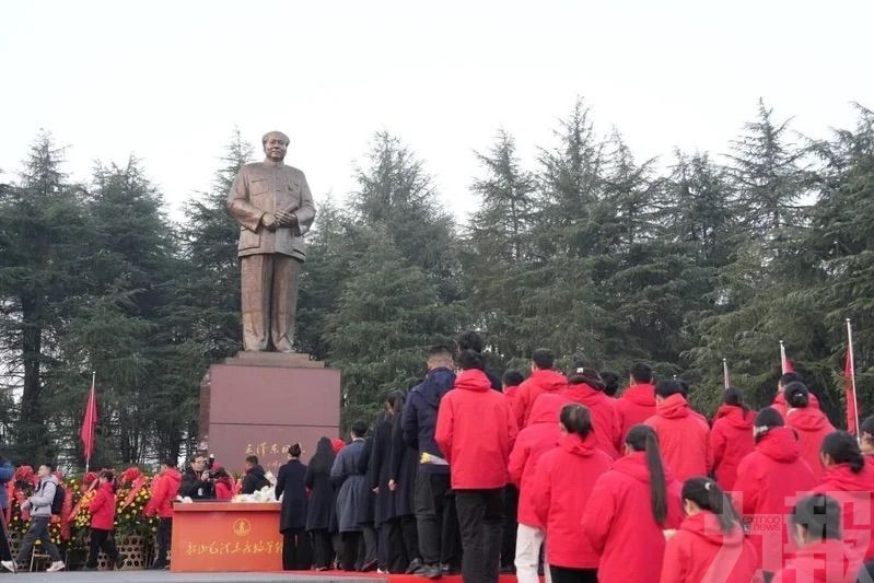 數萬民眾湧韶山致敬