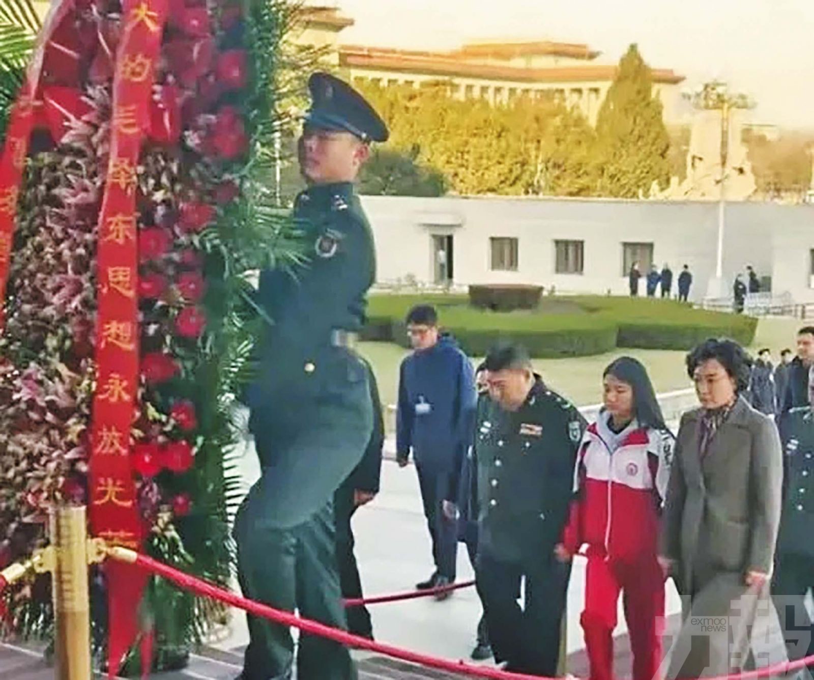 數萬民眾湧韶山致敬