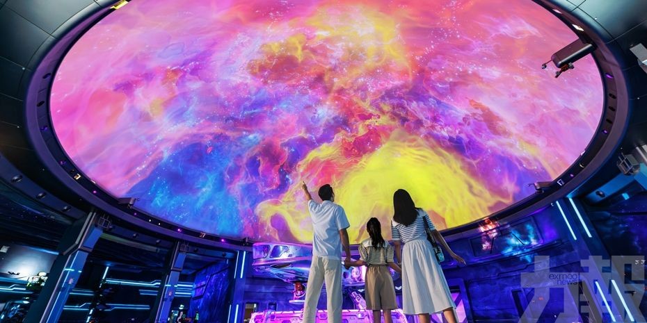 旅遊收入近5億元