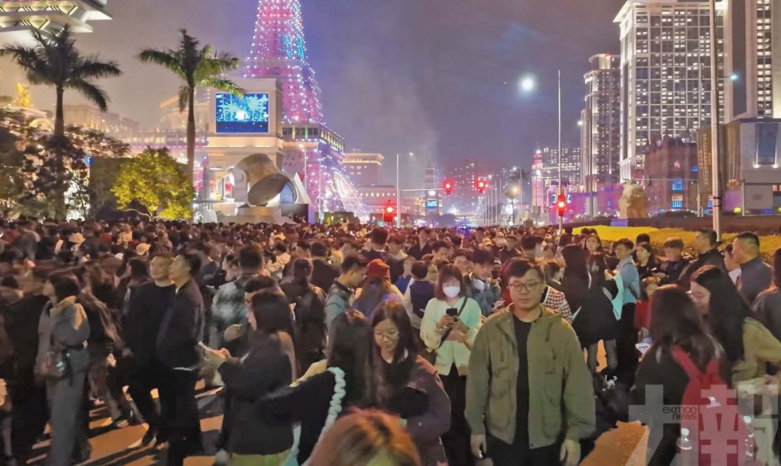 促完善散場人潮及交通疏導方案