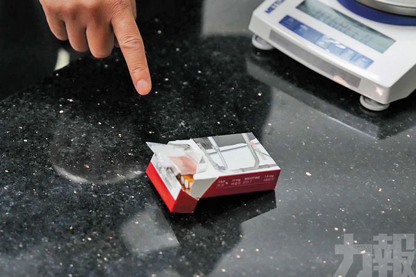 海關檢獲冰毒及咖啡因粉末