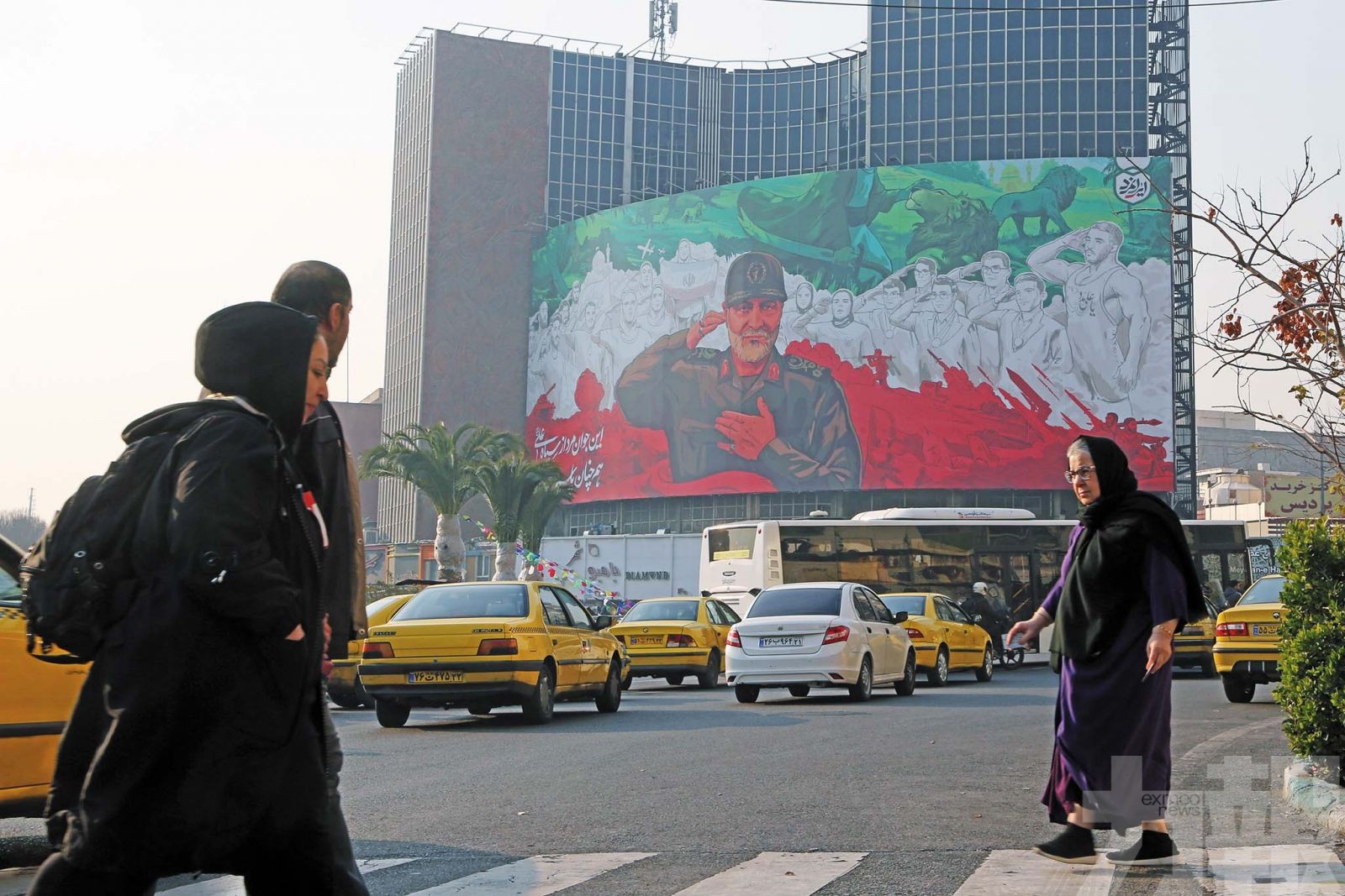 揚言反擊以色列與美軍基地