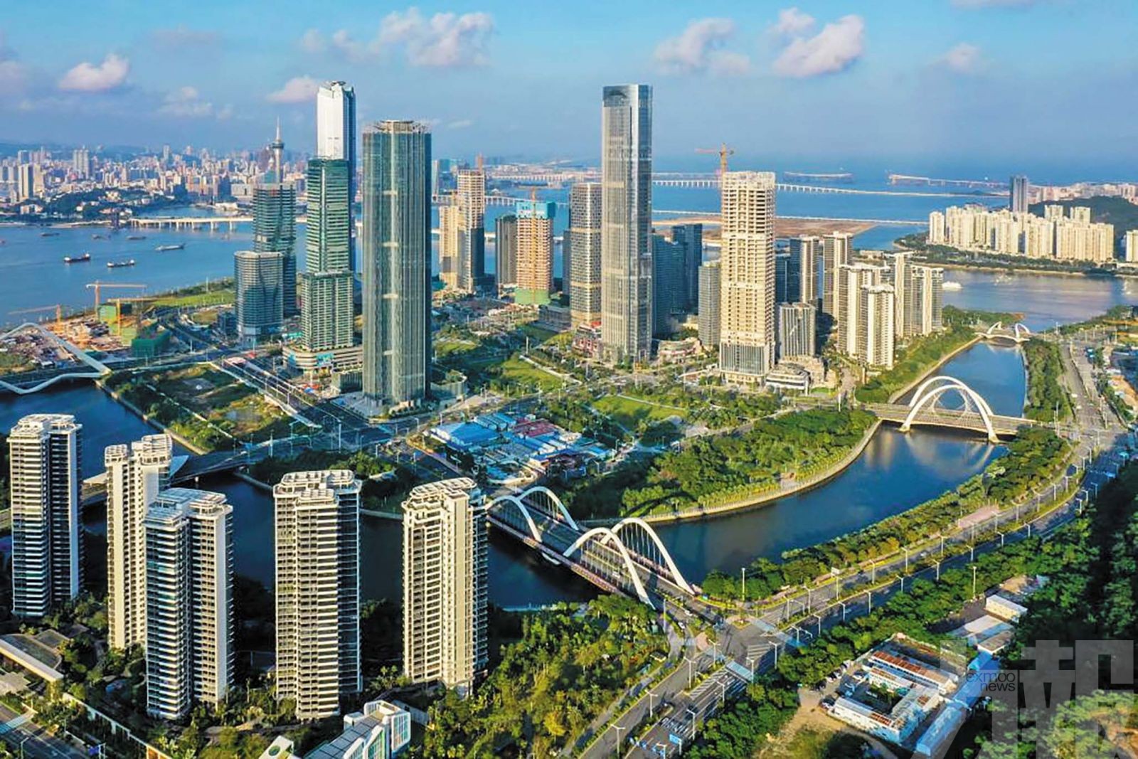 2030建成三個萬億級產業集群