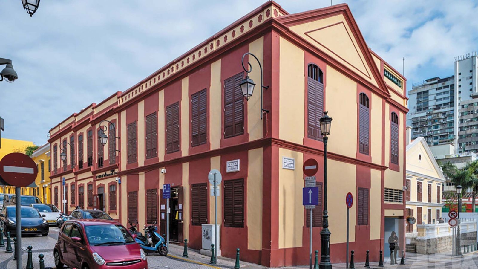 2025年度收益3.27%